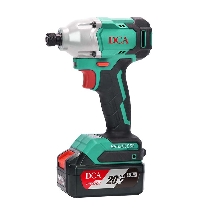 Thân máy siết vít dùng pin DCA adpl03-14z 20v/4.0ahx2 tạo ấn tượng với thiết kế bên ngoài bắt mắt