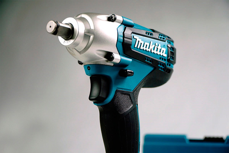may-ban-oc-makita-1