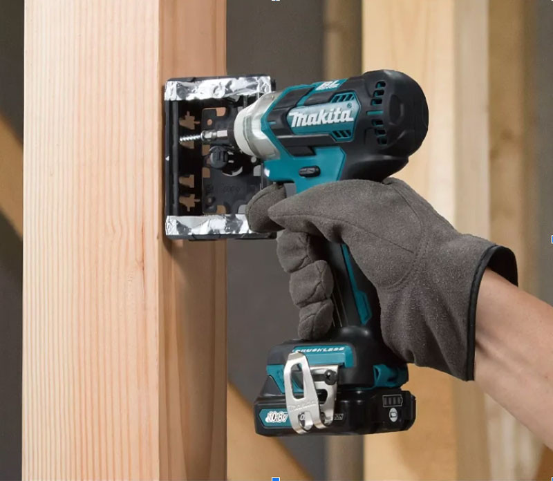 may-ban-vit-makita-2