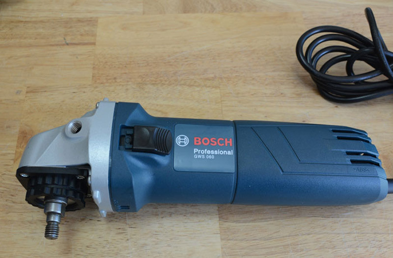 may-mai-cam-tay-bosch-2