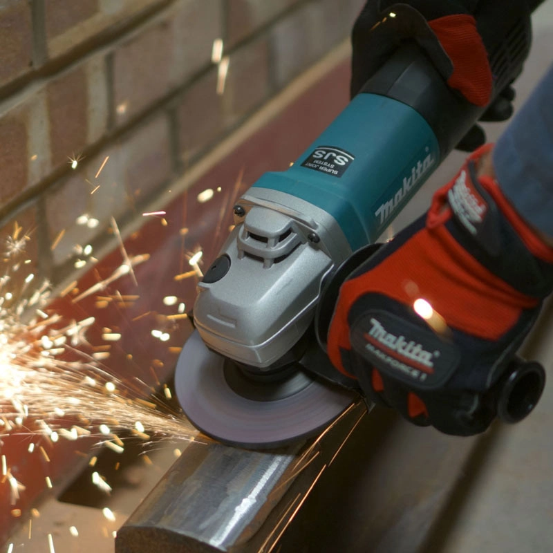 may-mai-makita-9553b-3