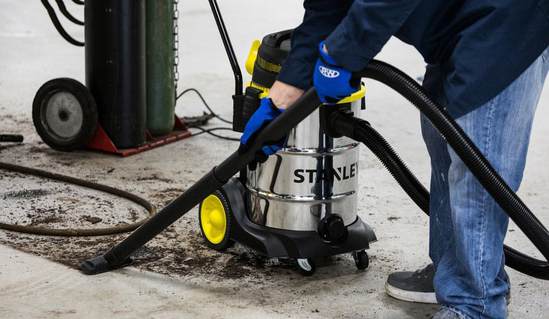 Máy hút bụi 3 chức năng Khô/Ướt/Thổi Stanley SL19501-12B có khả năng lọc sạch bụi bẩn tốt