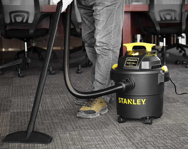 may-hut-bui-cong-nghiep-cho-gia-dinh-2