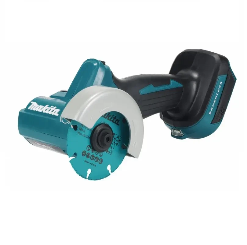 Máy cắt dùng pin Makita DMC300Z 76mm 18V tạo ấn tượng với thiết kế bên ngoài bắt mắt