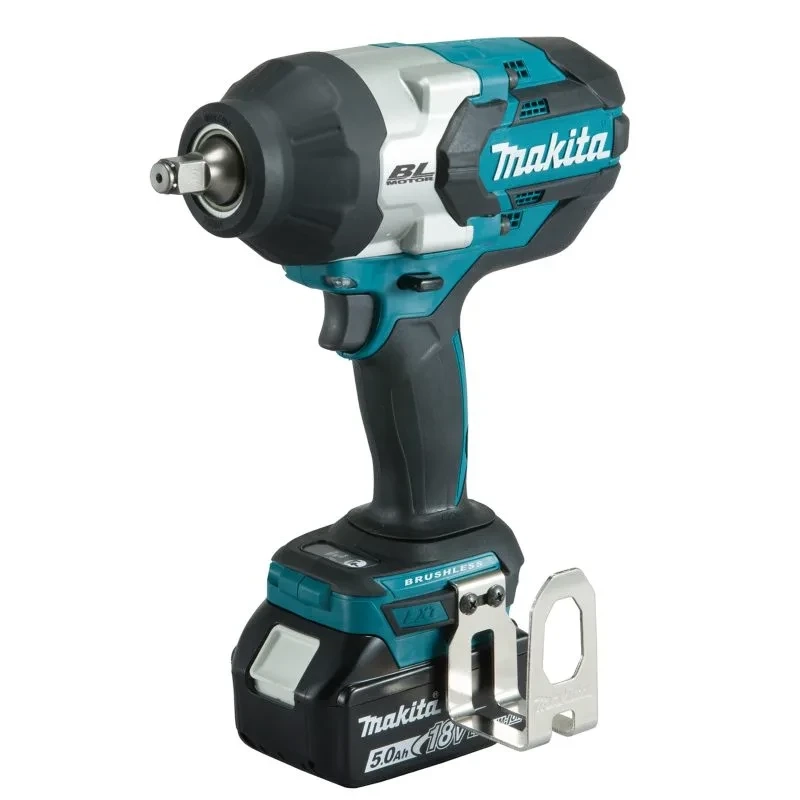 Máy siết bu lông dùng pin Makita DTW1002JX2 12.7mm 18V tạo ấn tượng với thiết kế bên ngoài bắt mắt