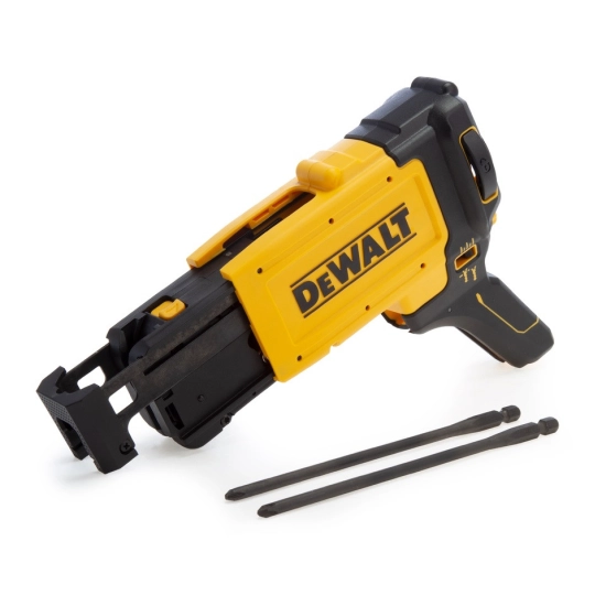 may-van-vit-cam-tay-dewalt-dcf620p2-18v