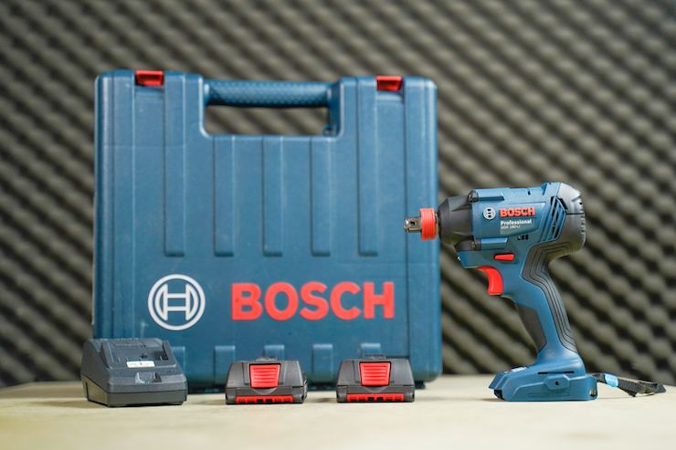 Máy vặn vít Bosch động lực dùng pin - Bosch GDX 18V Li