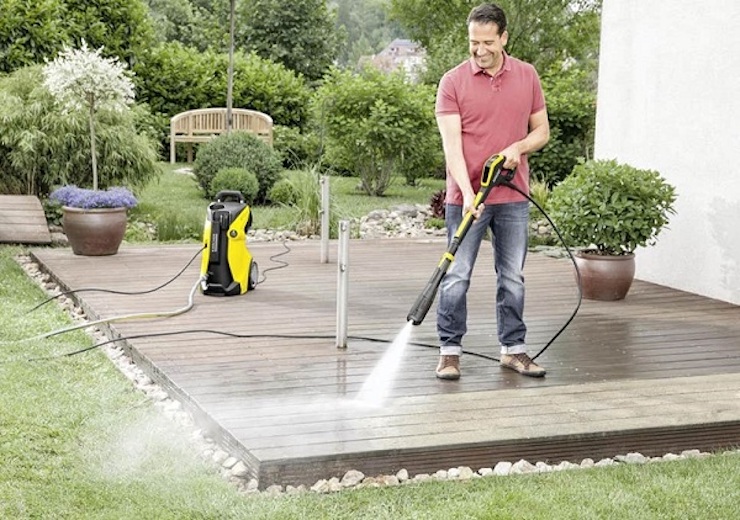 Công suất nhỏ nhưng khả năng xịt rửa cực mạnh