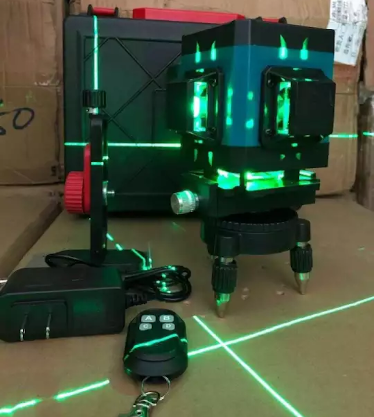 Máy cân mực laser 12 tia xanh Makita