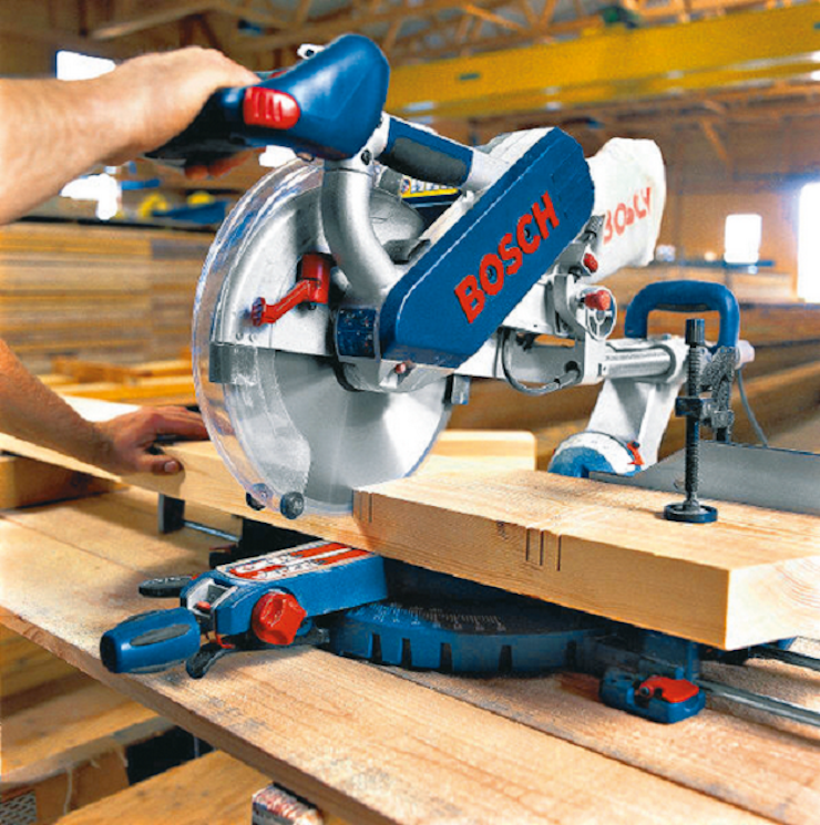 Máy cắt sắt Bosch có khả năng khắc, tạo hình, chà nhám tuyệt vời trên gỗ