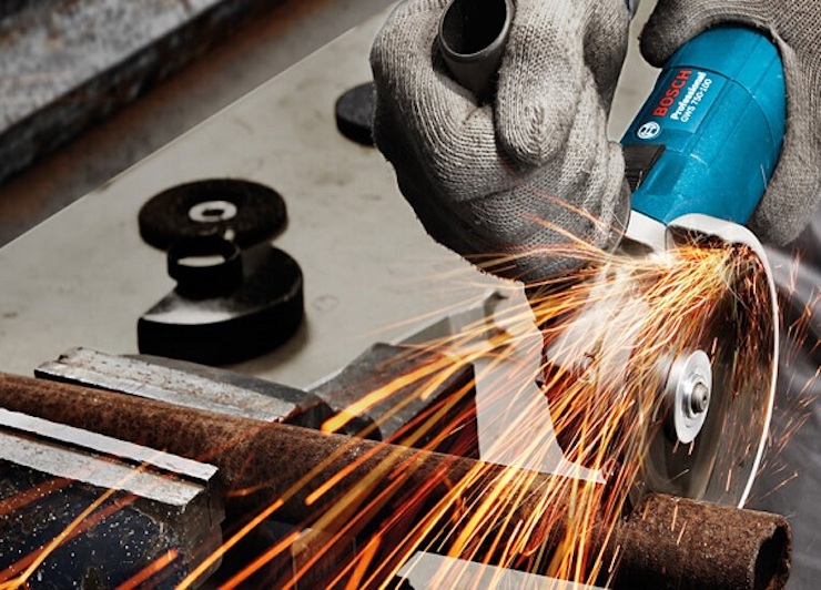 Máy mài cầm tay Bosch với Makita: Chọn loại nào?