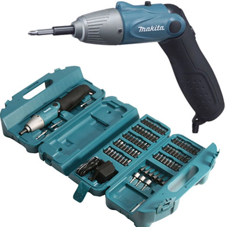 Máy vặn vít dùng pin Makita 6723DW.