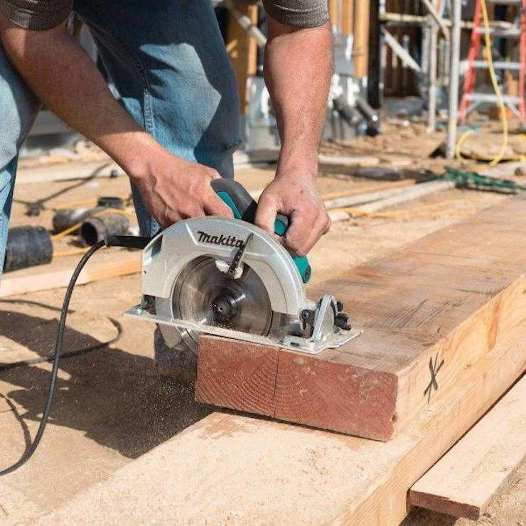 Người dùng có nhiều lựa chọn máy cưa Makita