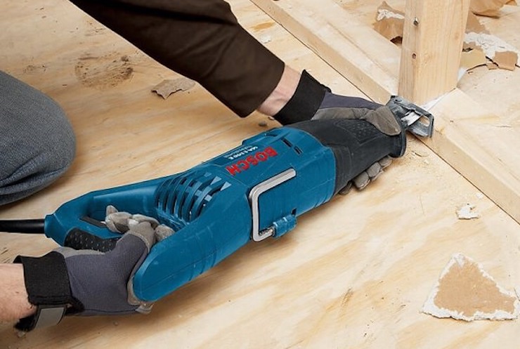 Máy cưa cắt gỗ Bosch có nhiều ưu điểm vượt trội
