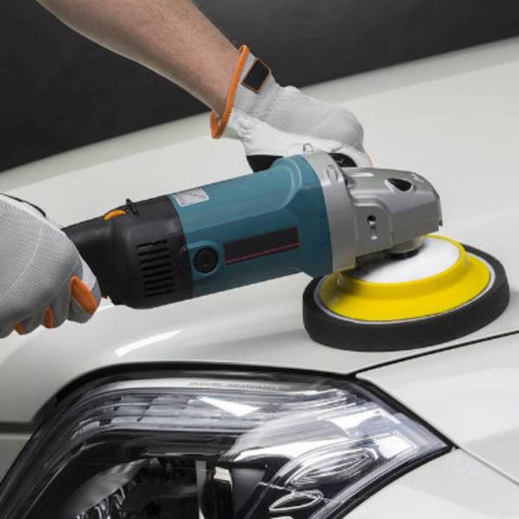 Máy đánh bóng cầm tay loại nhỏ an toàn khi dùng cho xe hơi.