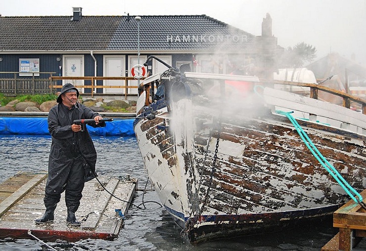 Máy phun rửa công nghiệp có công suất lớn thích hợp với dịch vụ tẩy rửa chuyên nghiệp