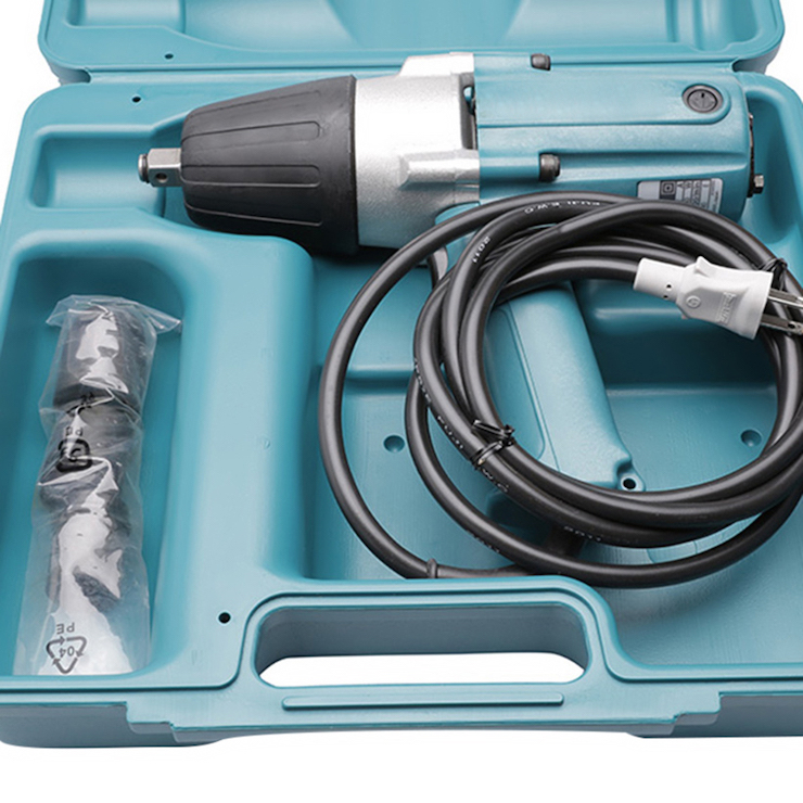 Máy vặn bu lông dùng điện Makita 6905B.