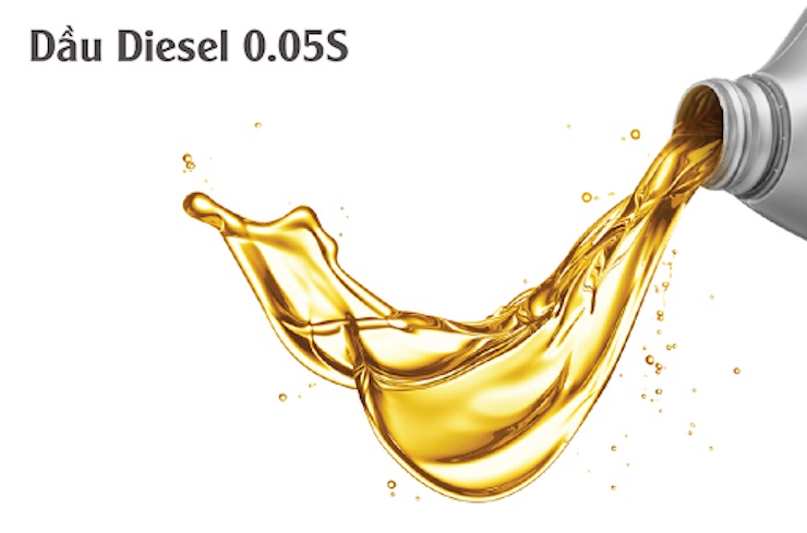Dùng dầu lửa hoặc dầu diesel để vệ sinh thùng chứa nhiên liệu của máy phát điện