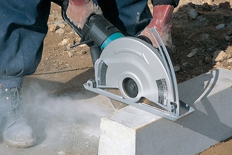 Máy cắt góc cũ tiềm ẩn nhiều nguy cơ tai nạn