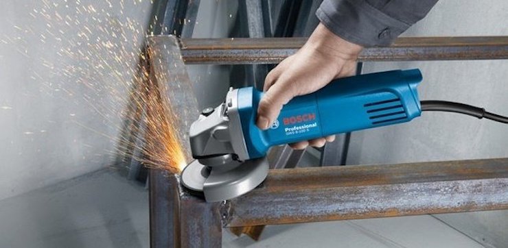 Máy mài góc Bosch GWS 060 có thiết kế gọn nhẹ, di chuyển và sử dụng rất linh hoạt