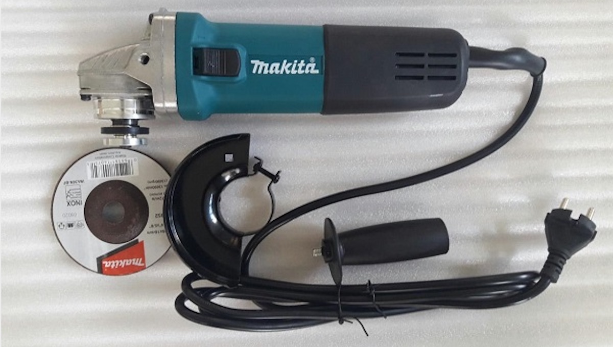 may-mai-makita-9553b